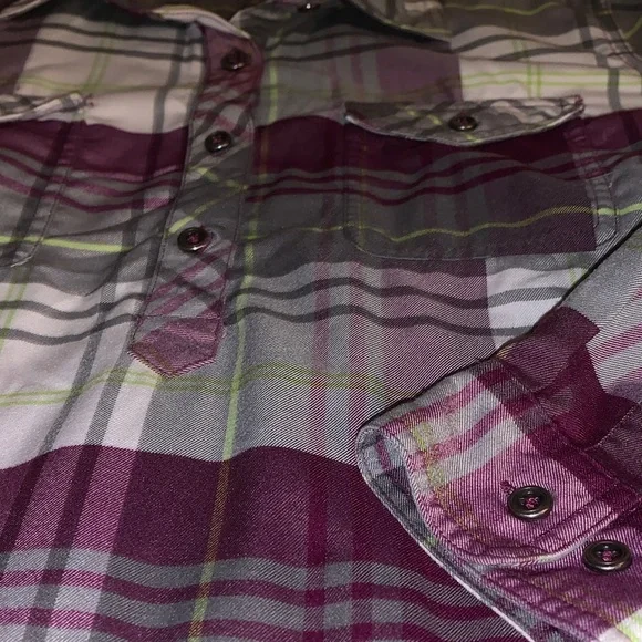 ☆ Cabelas long sleeve half button down flannel size Large - Picture 3 of 4
